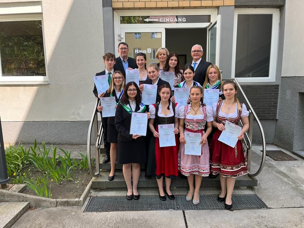ZERTIFIKATSPRÜFUNG JUNGSOMMELIER/JUNGSOMMELIERE ÖSTERREICH