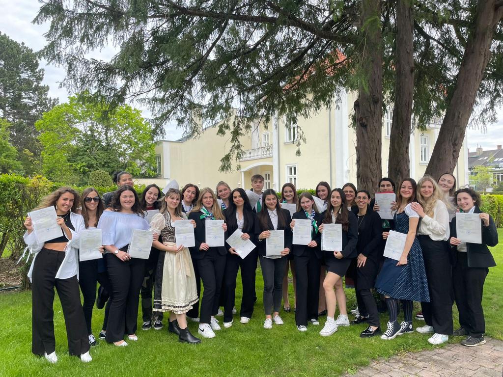 Wertschätzende Auszeichnung für MaturantInnen durch die Stadt Baden!